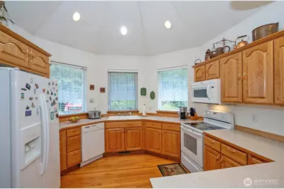 8058 SE Halfmoon Lane, Port Orchard, WA 98367 - Photo 8