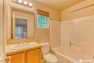 5583 Lakemont Boulevard SE #1603, Bellevue, WA 98006 - Photo 12
