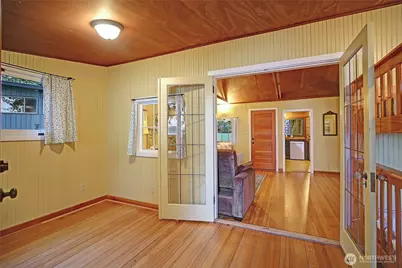 1357 Steffen Place, Camano Island, WA 98282 - Photo 36