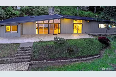 1357 Steffen Place, Camano Island, WA 98282 - Photo 10