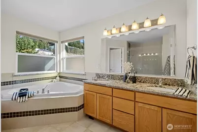 19811 13th Place W, Lynnwood, WA 98036 - Photo 24