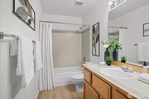 7250 NE Old Redmond Rd, Redmond, WA 98052 - Photo 22