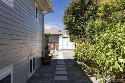 2735 Evening Glory Court, Clinton, WA 98236 - Photo 30