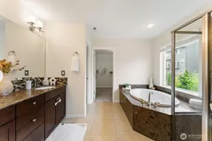 7640 NE 195th St, Kenmore, WA 98028 - Photo 26