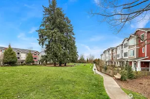 6592 High Point Dr SW, Seattle, WA 98126 - Photo 30