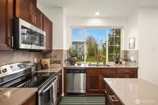 6592 High Point Dr SW, Seattle, WA 98126 - Photo 14