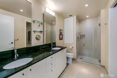 909 5th Avenue #2301, Seattle, WA 98164 - Photo 36