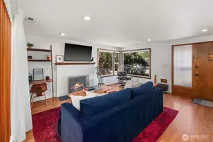 1253 NE 90th St, Seattle, WA 98115 - Photo 6