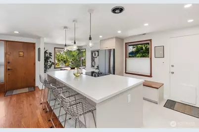1253 NE 90th Street, Seattle, WA 98115 - Photo 10