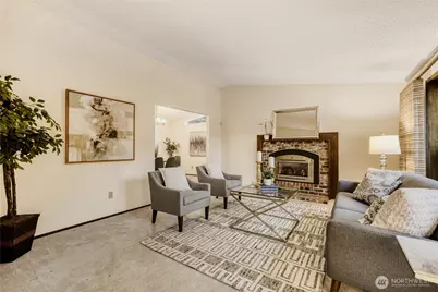 15703 SE 45th Court, Bellevue, WA 98006 - Photo 4