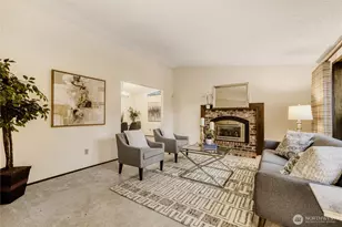 15703 SE 45th Ct, Bellevue, WA 98006 - Photo 4