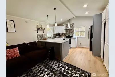 16405 Maple Valley Highway #10, Renton, WA 98058 - Photo 8