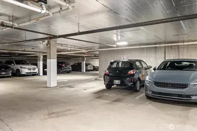 3217 Eastlake Avenue E #210, Seattle, WA 98102 - Photo 28