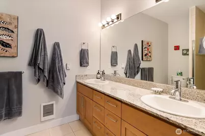 3217 Eastlake Avenue E #210, Seattle, WA 98102 - Photo 20