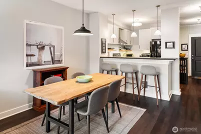 3217 Eastlake Avenue E #210, Seattle, WA 98102 - Photo 12