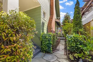 2556 10th Ave W, Seattle, WA 98119 - Photo 36