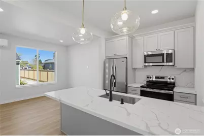 5128 N 39th Street #B, Tacoma, WA 98407 - Photo 8