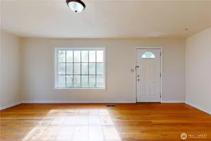 522 SW 1st, College Place, WA 99324 - Photo 4