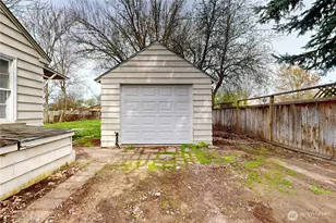 522 SW 1st, College Place, WA 99324 - Photo 26