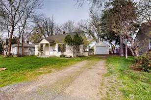 522 SW 1st, College Place, WA 99324 - Photo 1