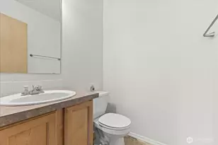 12124 130th St E, Puyallup, WA 98374 - Photo 6