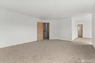 12124 130th St E, Puyallup, WA 98374 - Photo 18