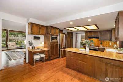 13715 51st Avenue W, Edmonds, WA 98026 - Photo 12