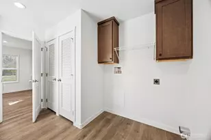 11510 E Riverside Dr, Bothell, WA 98011 - Photo 22
