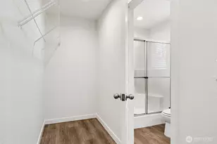 11510 E Riverside Dr, Bothell, WA 98011 - Photo 14