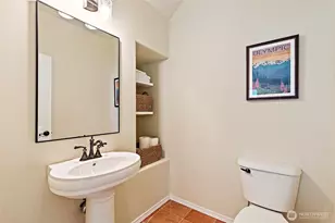 14915 38th Dr SE, Bothell, WA 98012 - Photo 20