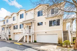 14915 38th Dr SE, Bothell, WA 98012 - Photo 2