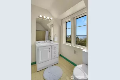 2686 44th Avenue W, Seattle, WA 98199 - Photo 18