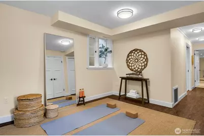 2686 44th Avenue W, Seattle, WA 98199 - Photo 28