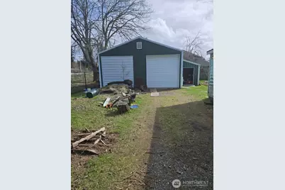 17417 Spruce Way, Lynnwood, WA 98037 - Photo 4