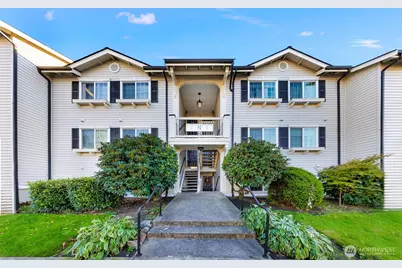 12404 E Gibson Road #N203, Everett, WA 98204 - Photo 1