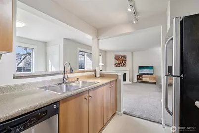 12404 E Gibson Road #N203, Everett, WA 98204 - Photo 8