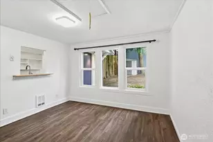 8553 Dayton Ave N, Seattle, WA 98103 - Photo 20