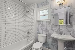 1507 E Union St, Seattle, WA 98122 - Photo 16