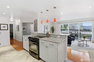 5021 Ripley Ln N, Renton, WA 98056 - Photo 4