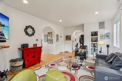 5217 23rd Avenue SW, Seattle, WA 98106 - Photo 8