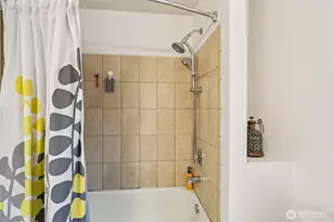 5217 23rd Ave SW, Seattle, WA 98106 - Photo 24