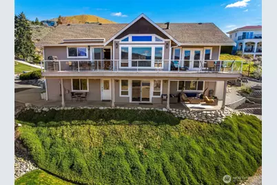 204 Stehekin Way, Chelan, WA 98816 - Photo 2