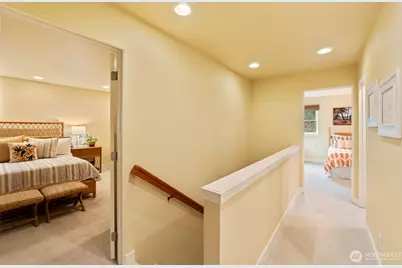 10368 NE Sunrose Lane, Bainbridge Island, WA 98110 - Photo 16