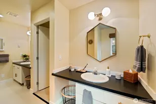 10368 NE Sunrose Ln, Bainbridge Island, WA 98110 - Photo 28