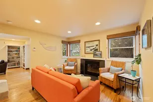 10368 NE Sunrose Ln, Bainbridge Island, WA 98110 - Photo 14