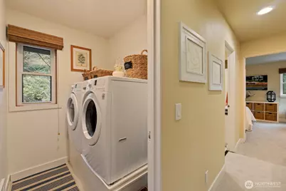 10368 NE Sunrose Lane, Bainbridge Island, WA 98110 - Photo 22