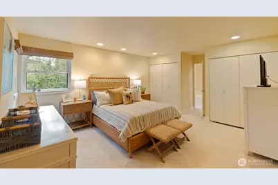 10368 NE Sunrose Lane, Bainbridge Island, WA 98110 - Photo 24