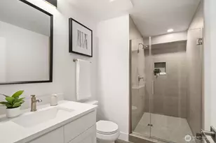 7721 NE 175th St, Kenmore, WA 98028 - Photo 24