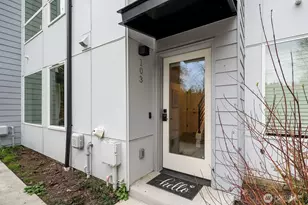 7721 NE 175th St, Kenmore, WA 98028 - Photo 2