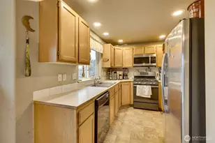 19223 Vista Dr, Arlington, WA 98223 - Photo 6